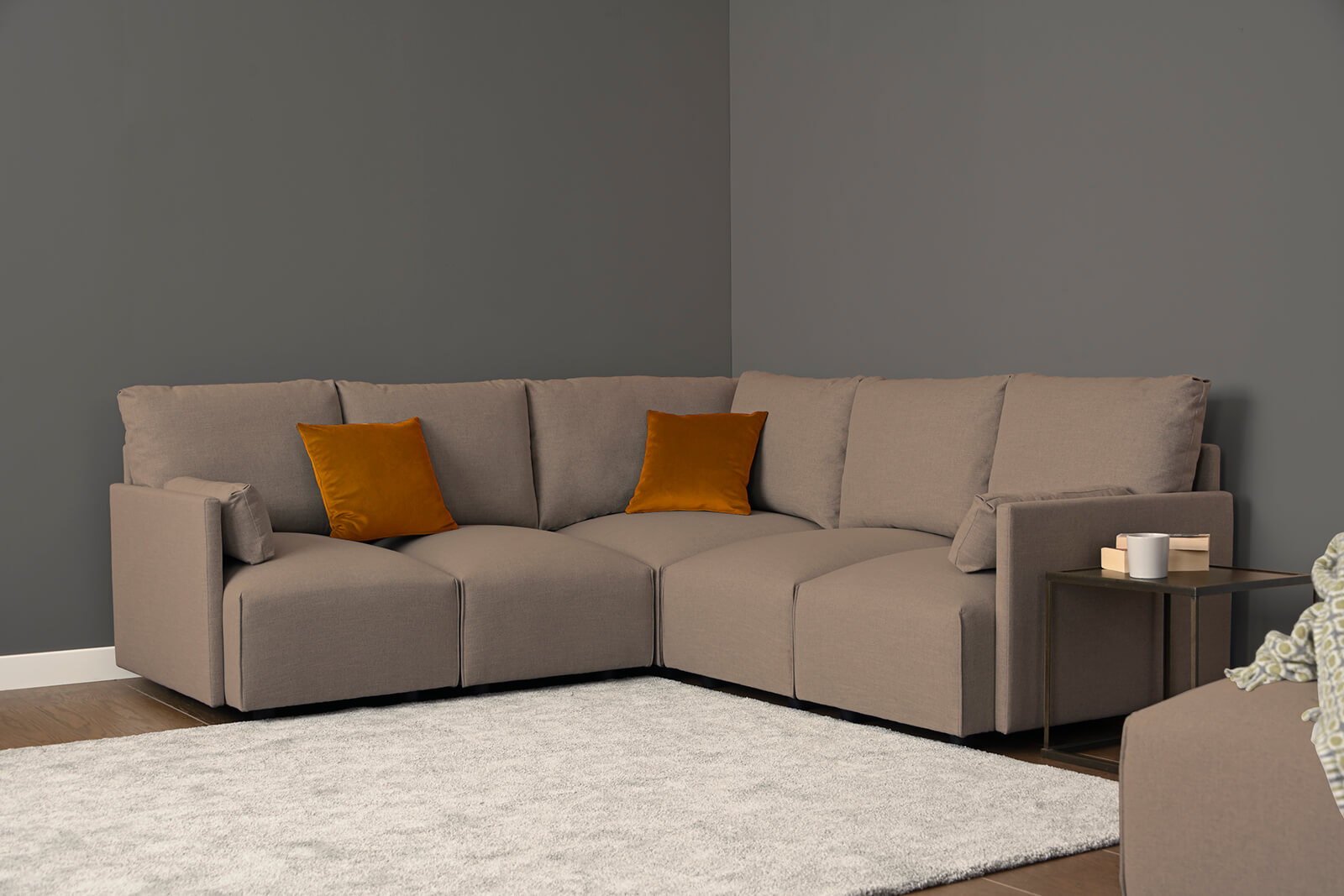 HB04-medium-corner-sofa-3q-husk-3x3-lifestyle