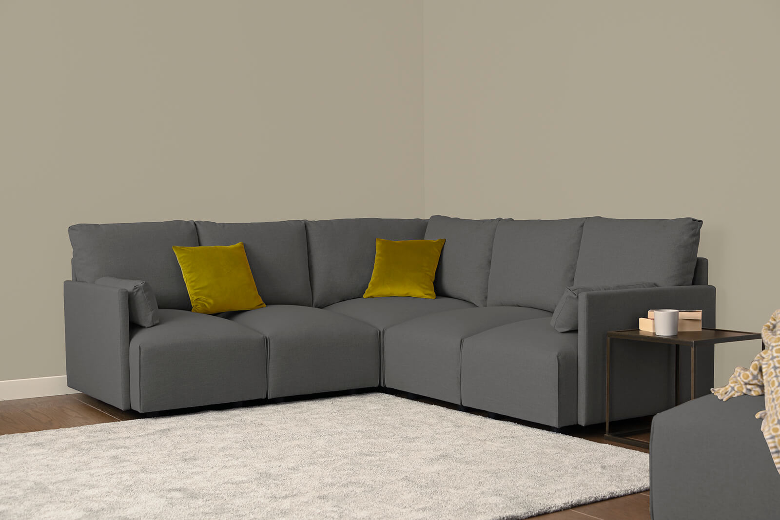 HB04-medium-corner-sofa-3q-seal-3x3-lifestyle