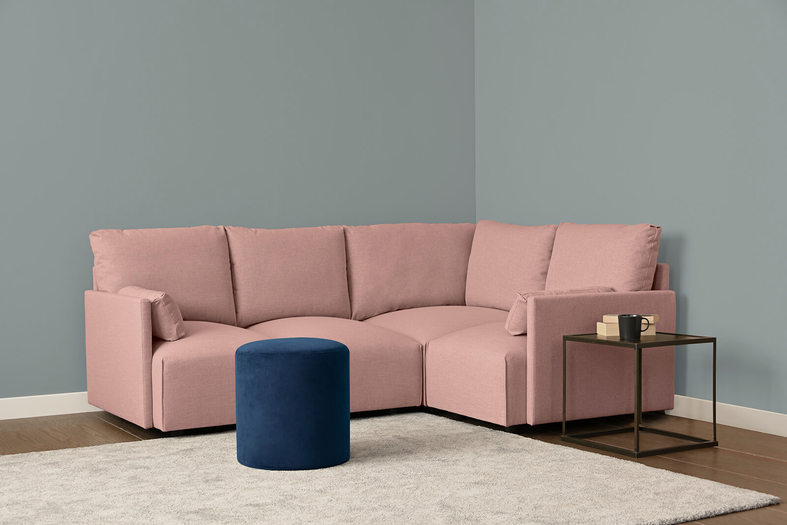 HB04-small-corner-sofa-drumstool-3q-rosewater-3x2-lifestyle